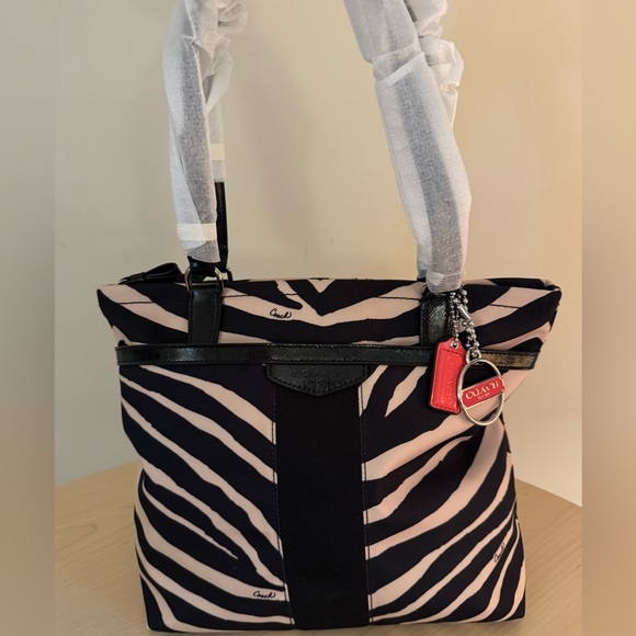 Coach Zebra Stripe Black Cream Canvas Tote Shoulder Bag New with Tags 2013 - Picture 5 of 12